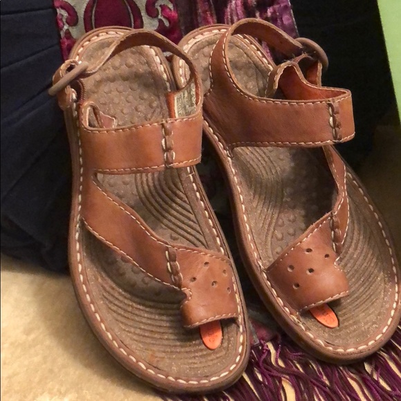 simple brand sandals
